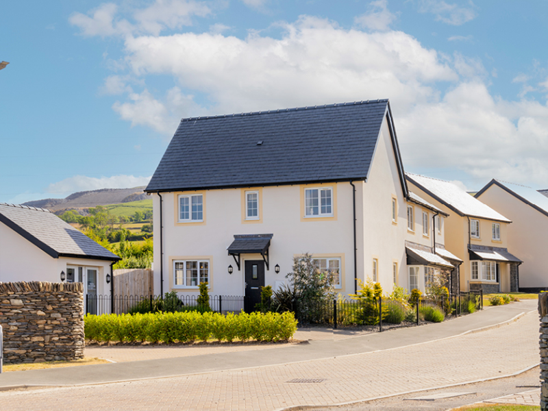 How to choose the right location for your first home