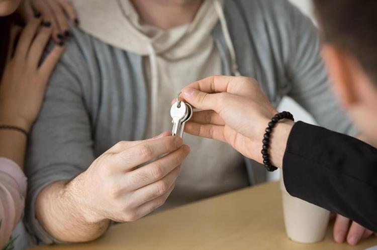 A Step-by-Step Guide to Buying a Lancet Home